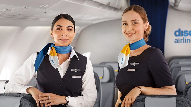 Discover Airlines Crew 