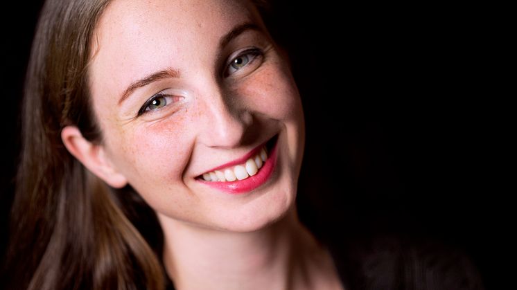 Ylva Stenberg fick årets Jenny Lind-stipendium. På söndag 30 juli kl. 19.00 uppträder hon på vita scenen i Stadsparken.