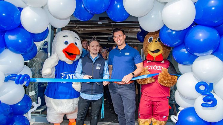 Bradford JYSK store manager David Padgett (left) with David Ashton, Country Manager JYSK UK