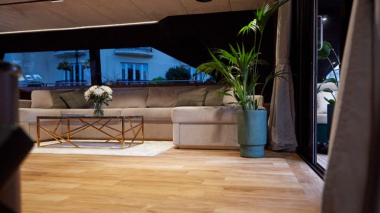 Moon 60 Power Catamaran Lounge area