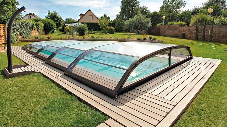 Poolüberdachung für Ihren Pool im Garten