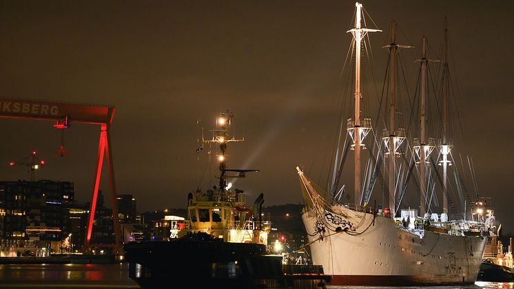 Barken Viking lämnar Göteborg
