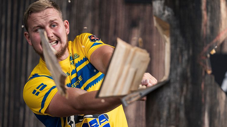 Ruotsin Emil Hansson, 22, voitti Pohjoismaiden TIMBERSPORTS® 2023 -mestaruuden. Ruotsi voitti kultaa kaikissa kilpailuluokissa.