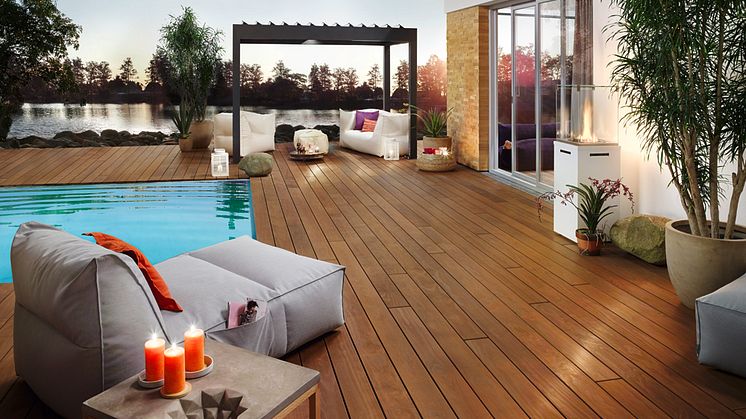 180T Rom W Terrasse02 HS Kebony