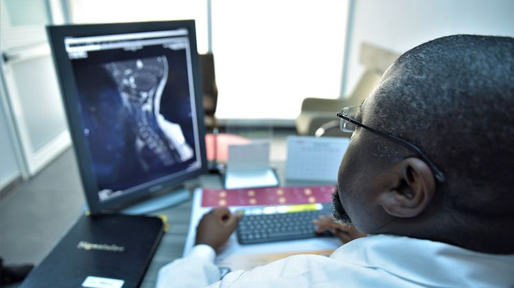 Picture from SOS Médecins de Nuit (MDN), a healthcare clinic based in Kinshasa, Democratic Republic of the Congo. A clinic funded by African Rivers Fund.