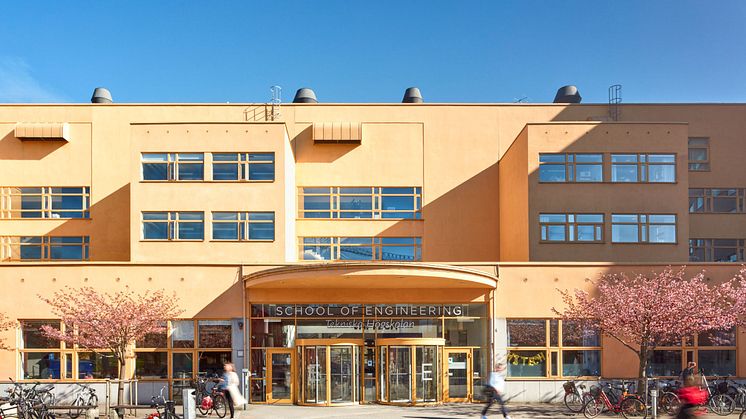 Karl Hammar, universitetslektor på Tekniska högskolan (JTH) vid Jönköping University (JU), har utvecklat standarden RealEstateCore för smarta byggnader, som används av Microsoft, Vasakronan och Akademiska Hus.