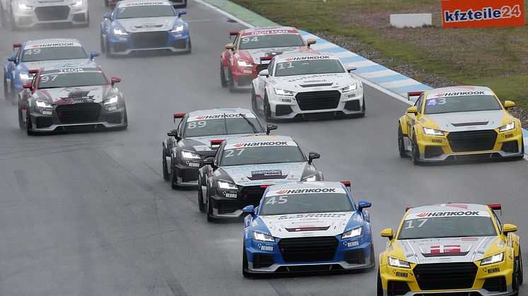 Audi TT cup #17, Nicolaj Møller Madsen i front