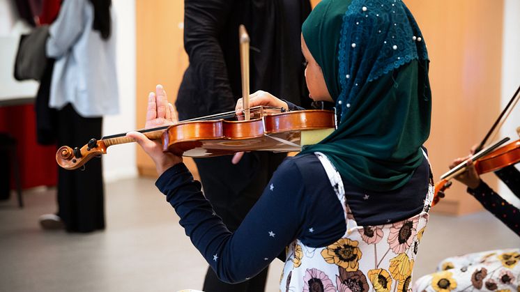 I mars invigdes Kulturskolans och Kulturhuset Stadsteaterns gemensamma lokaler i Husby. Samarbetet ger synergieffekter, hög nyttjandegrad av lokalerna och mer kultur för barn och unga i ytterstaden. Foto: Stockholms stad