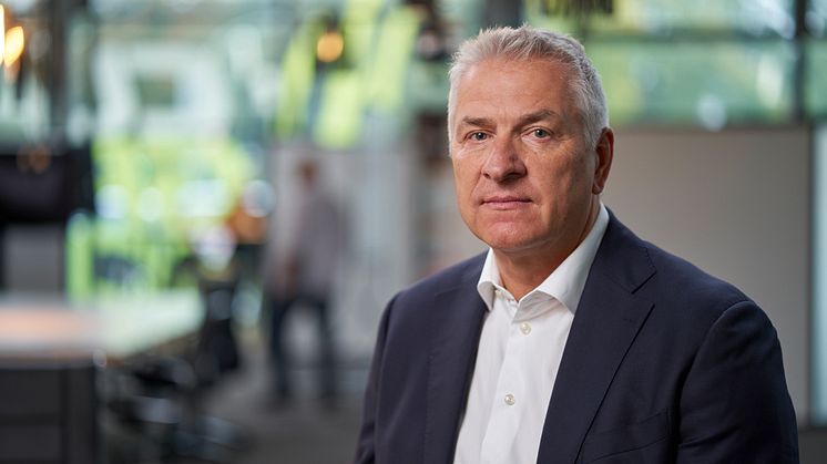 390305 Bernd Ludewig, Member of the Group Executive Board Sales and Service