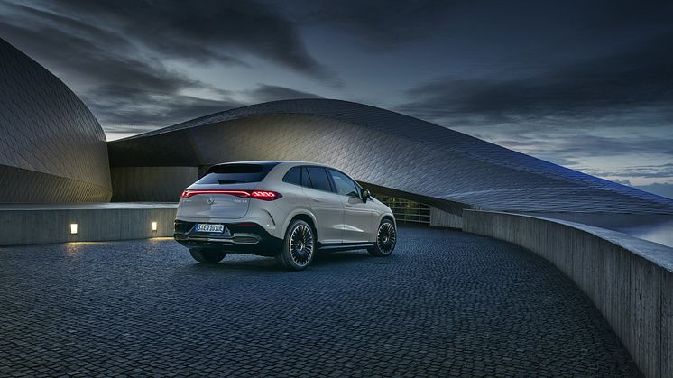 Mercedes-AMG EQE SUV