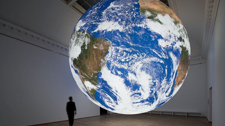 Luke Jerram, Gaia, 2018