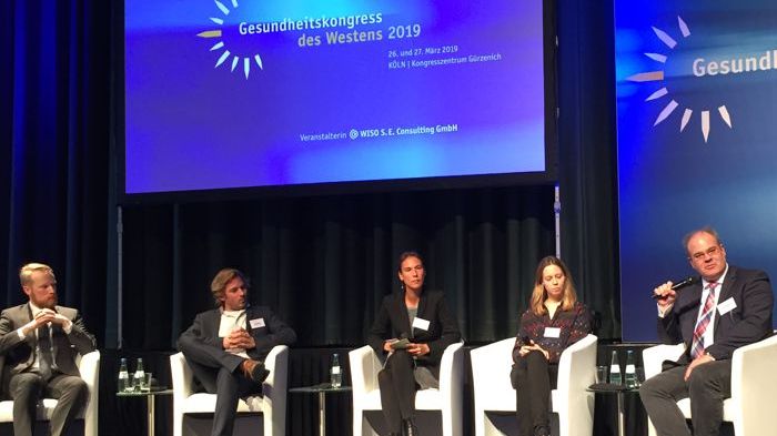 Diskutierten digitale Entwicklungen für das Gesundheitswesen: Henrik Mencke, Dr. Fabian Kording, Jessica Hanneken, Anna von Stackelberg und Dr. Bernhard Tenckhoff (v.l.)