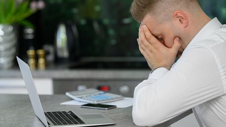 - Mange ledere vet ikke hvordan de skal snakke med og følge opp medarbeidere med psykiske lidelser, forteller juridisk rådgiver i Simployer, Karoline Dystebakken. FOTO: Dreamstime
