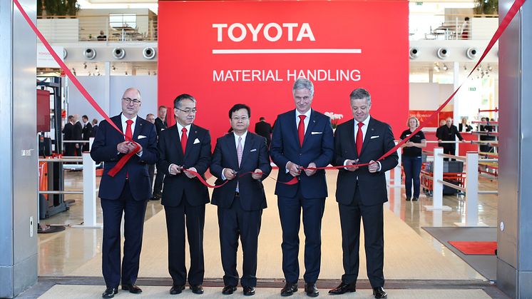 Opening Ceremony at Toyota Material Handling pavillion - CeMAT 2016