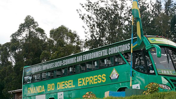 Biodieselbuss med svensk teknik i Rwanda
