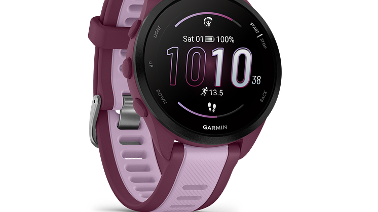 Garmin_Forerunner 165_Beere Flieder (c) Garmin Deutschland GmbH