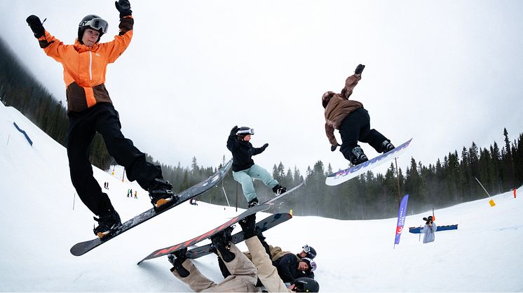 24-SM-Kläppen-snowboard-the-flip-foto-Daniel-Bernstål.jpg