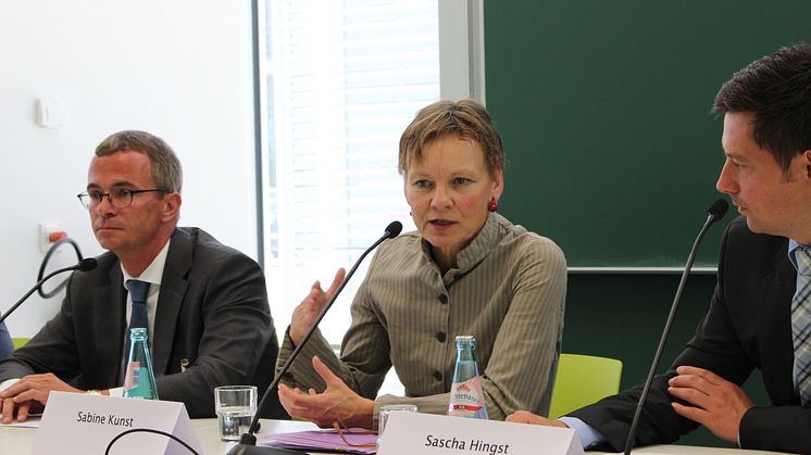 „Dual studiert – Erfolg in der Region“ – Auftaktveranstaltung zum Ausbau dualer Studienangebote im Land Brandenburg