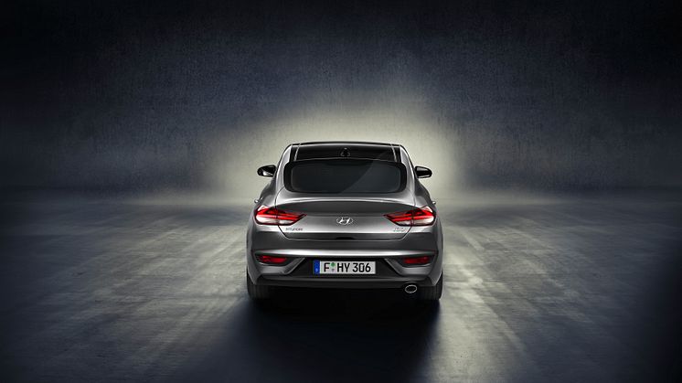 All-New Hyundai i30 Fastback (2)