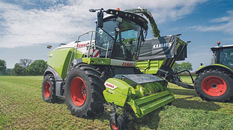 JAGUAR The suspended frame of the PICK UP 300 provides optimal ground adaptation.