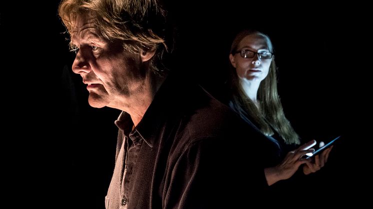 Johan Rabaeus och Anna Pettersson i närkamp om Strindberg