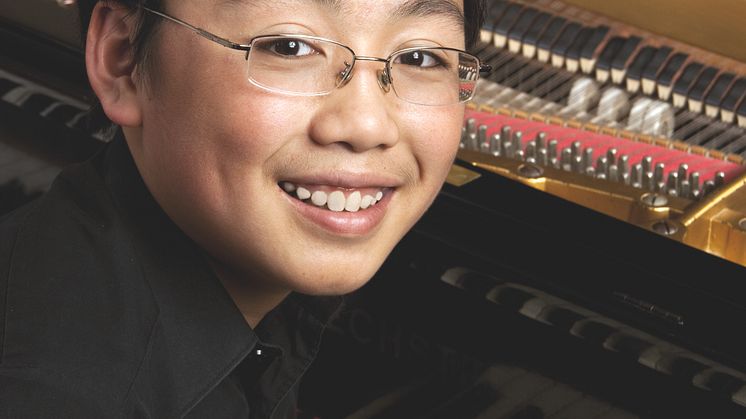 Det nya klassiska soundet med en ung, lysande stjärnpianist!