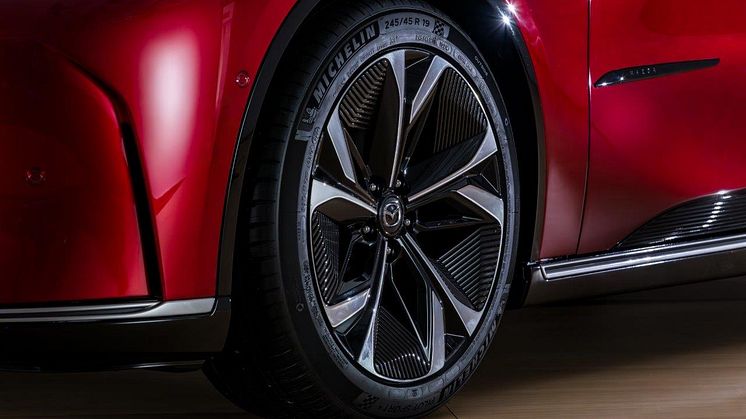 Mazda6e Takumi Plus