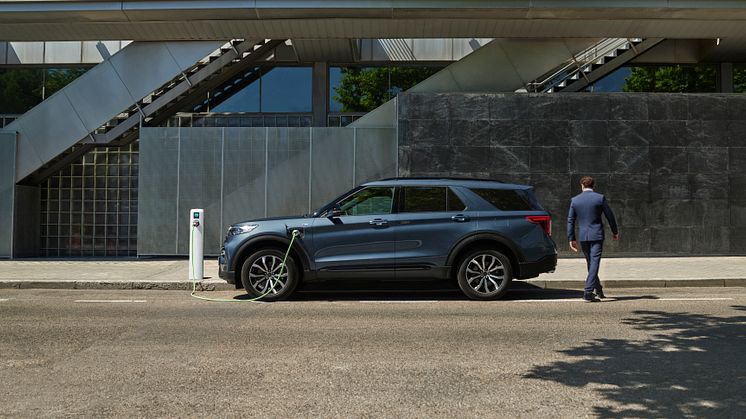Ford Explorer ladbar hybrid 2019