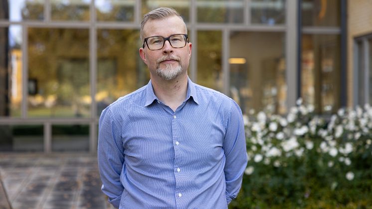 Pressinbjudan: Högskolans expert förklarar – så hänger AI och cybersäkerhet ihop
