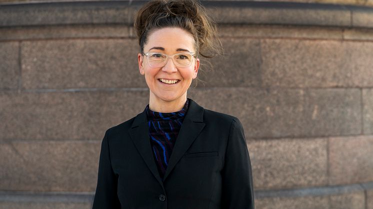 Samtidigt som den tekniska utvecklingen går rasande fort ser vi också med oro att debatten om digitaliseringen i skolan riskerar leda till att hela samhällets och företagens behov av digital kompetens tappas bort,  Jannie Jeppesen, vd på Swedish