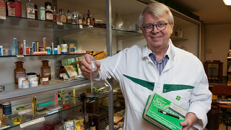 Helsingin Joutsen-apteekki - Lajinsa viimeinen