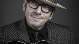 ELVIS COSTELLO TILL UPPSALA OCH LINKÖPING