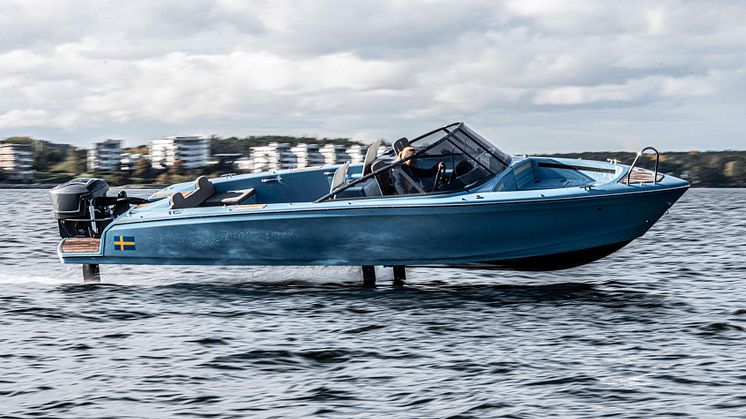 Candela C-7