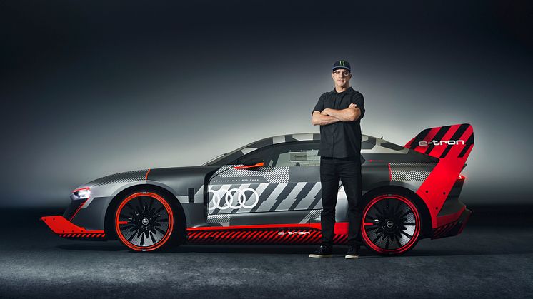 Ken Block og Audi S1 e-tron quattro Hoonitron
