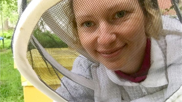 Katja Göller satsar på kakhonung och nyslungad honung direkt ner i burken.