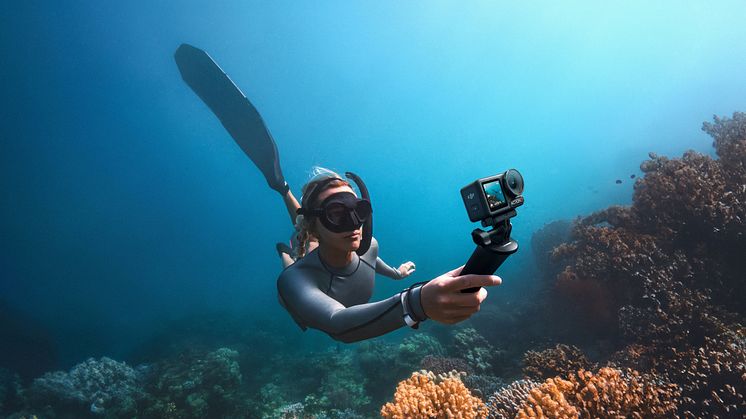 Osmo Action 5 Pro_Lifestyle Photos_diving.jpg