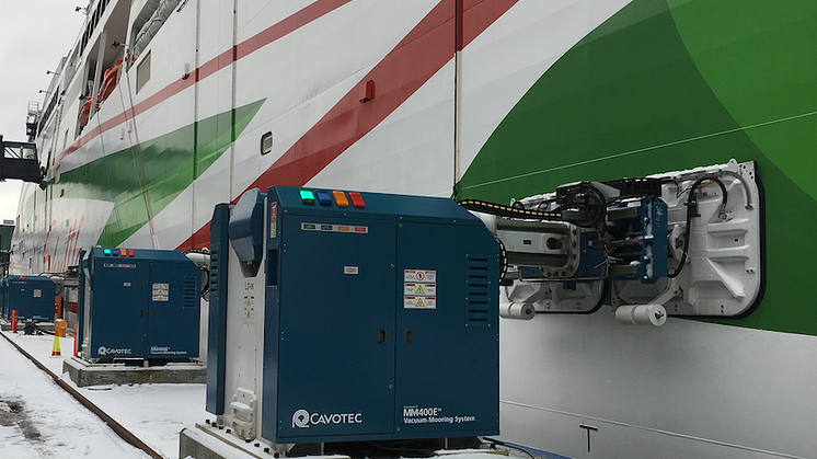 MoorMaster™ units hold the 212m Tallink Megastar passenger ferry in perfect position at Port of Helsinki's LJ7 berth.