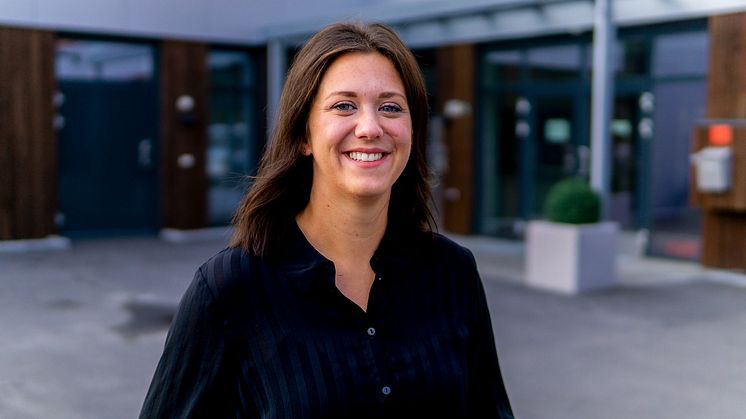 Pressekontakt Jenny Hols
