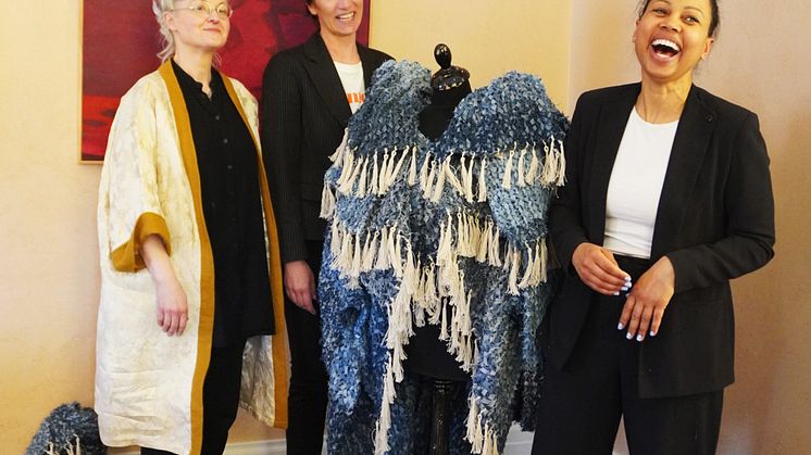 Szenfld_Blomberg_Kuhnke_Riksdagen_ELLE2023