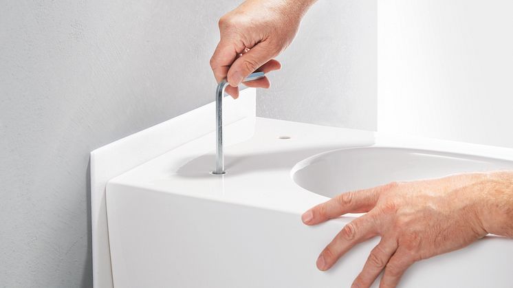 Piilokiinnitys Geberit ONE -wc-istuin helppo asennus