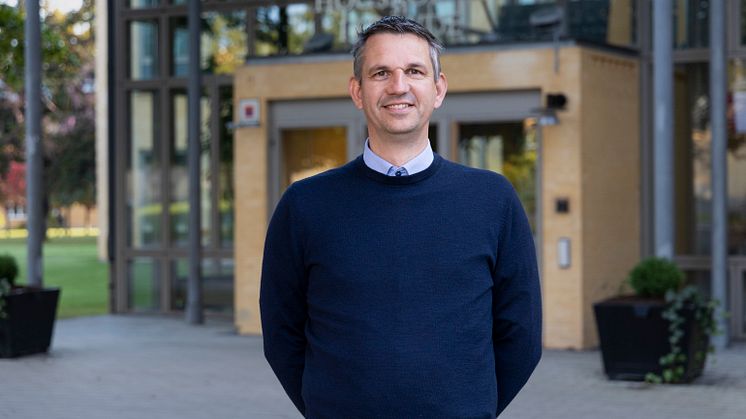 Joeri van Laere, biträdande professor i informationsteknologi på Högskolan i Skövde, föreläser om kriser och krishantering den 19 april på Högskolan i Skövde.