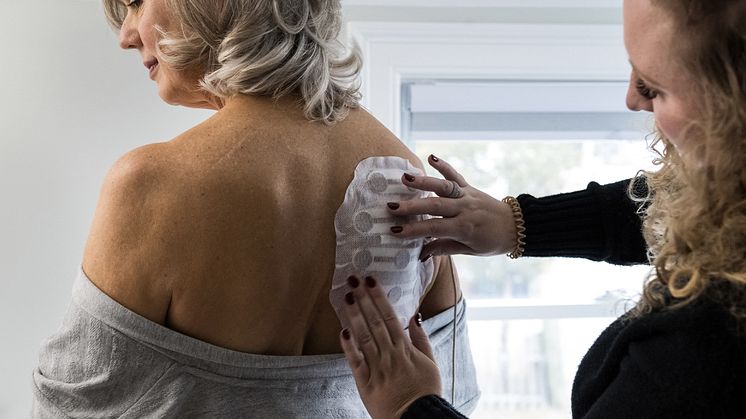 Fas III-studien LUNAR uppvisar statistiskt signifikant och kliniskt meningsfull förlängning av total överlevnad för patienter med metastaserad icke-småcellig lungcancer efter platinabaserad behandling. 
