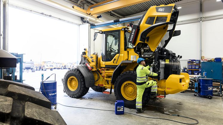 Volvo L90H - service