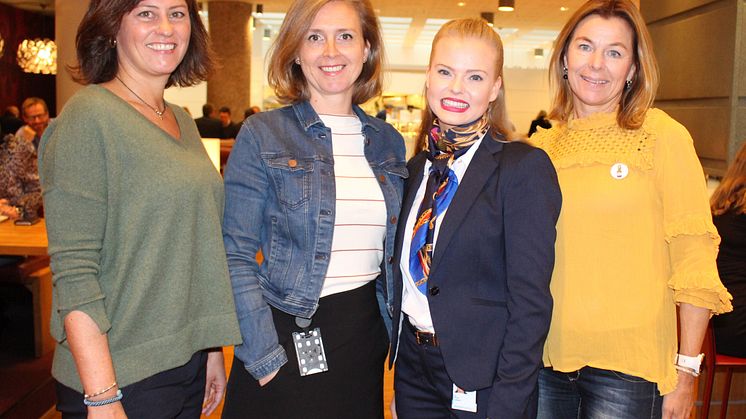 Samarbeid har gitt resultater på Næringslivets Hus. Nå arrangeres det ny KuttMatsvinn-uke. F. venstre: Anne Marie Schrøder i Matvett, Maria Dahlstrøm i NHO, Ida Silseth i Eurest og Anne-Grete Haugen i Matvett (Foto: Jan Atle Stang/NHO)