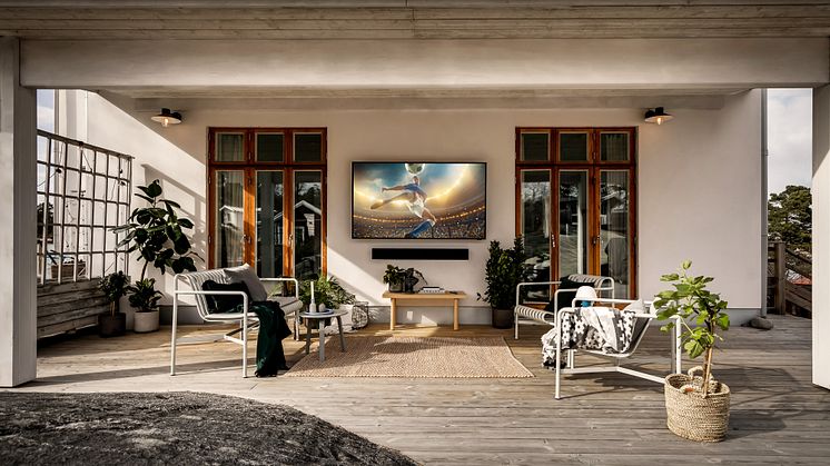 UTENDØRS UNDERHOLDNING: Samsung The Terrace blir tilgjengelig for salg i Norge i slutten av april.