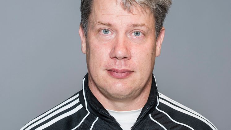 Erik Zimmerman, Erikslunds SK,  får Woody Ungdomsledarstipendiet 2012 