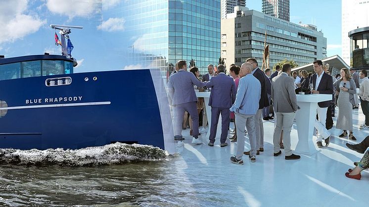  Diese „Welcome on Board“-Messe auf der Blue Rhapsody bietet Ihnen die Gelegenheit, die Vielseitigkeit und nachhaltige Qualität von Kebony Holz zu entdecken. 