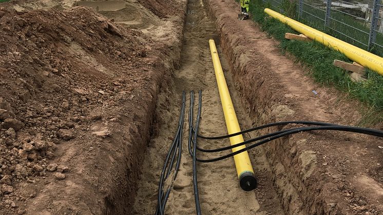 Auf mehreren Kilometern bekommen die Gas- und Stromleitungen im Raum Schneckenlohe eine neue und zugleich gemeinsame Trasse. Foto: Felix Wolfrum, Bayernwerk