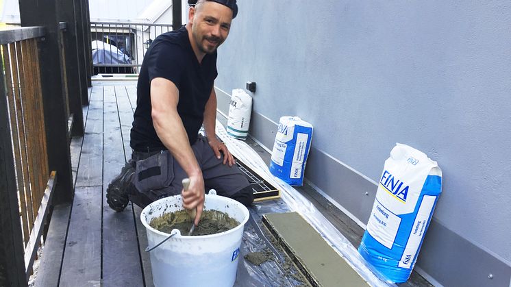 Björn bygger bo – Gjuten fönsterbänk i betong