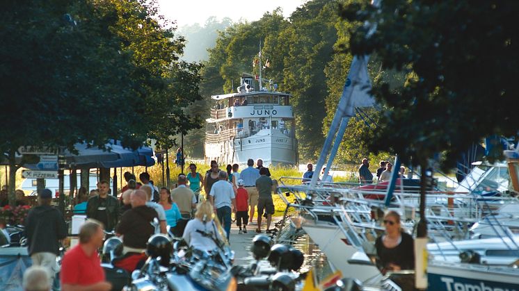 Uppåt för turismen på Göta kanal   